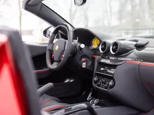Ferrari SA Aperta 2011 asta