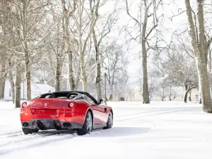 Ferrari SA Aperta 2011 asta