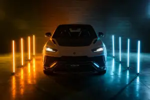 Lamborghini Urus Performante Essenza SCV12 Special Edition - 1