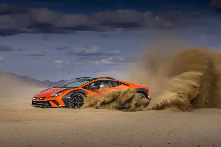 Lamborghini Huracan Sterrato California - 17