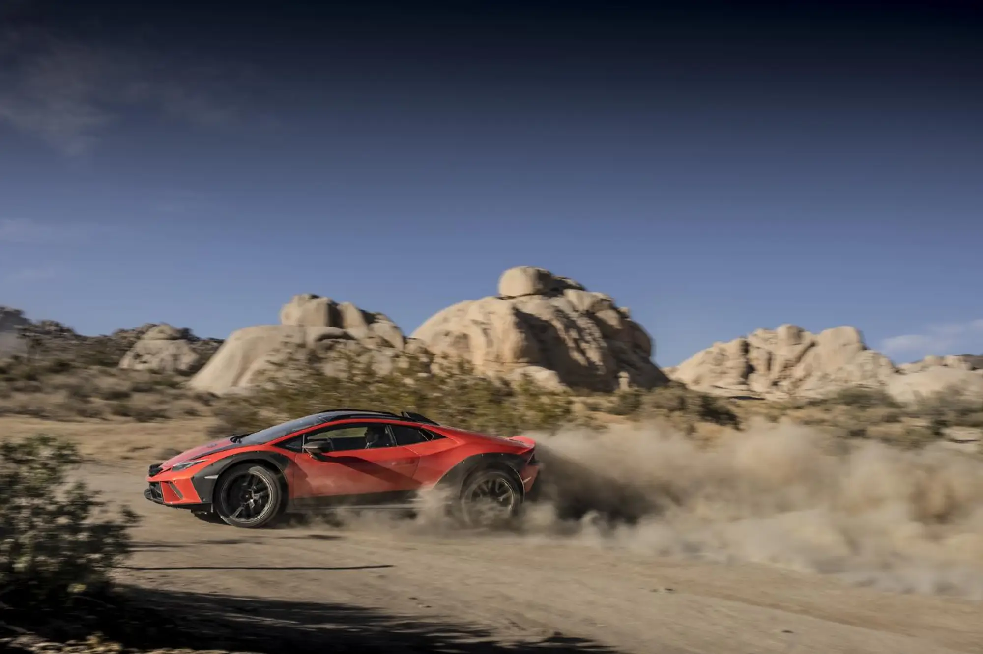 Lamborghini Huracan Sterrato California - 12