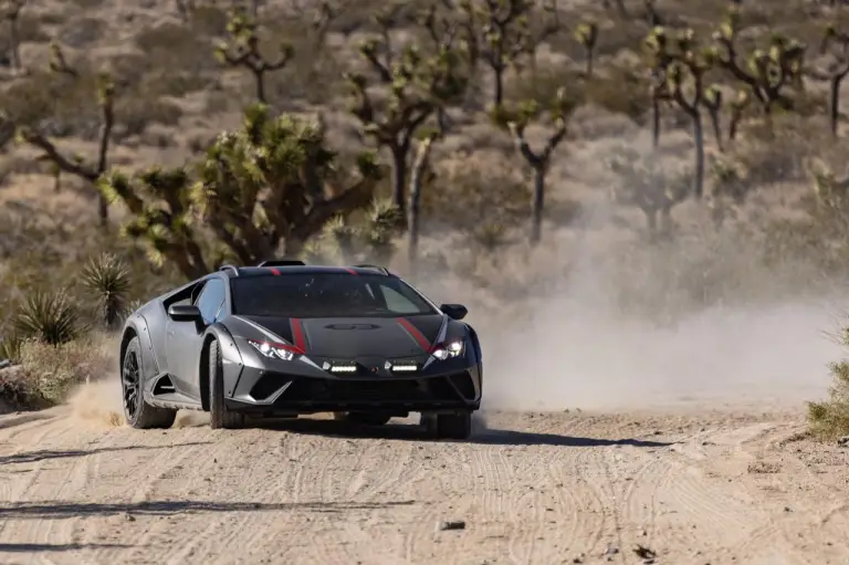 Lamborghini Huracan Sterrato California - 74