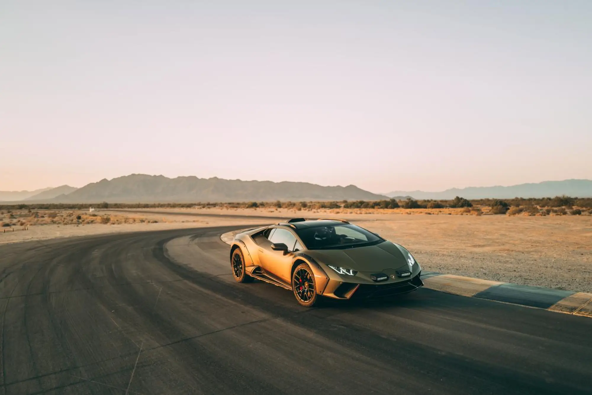 Lamborghini Huracan Sterrato California - 96