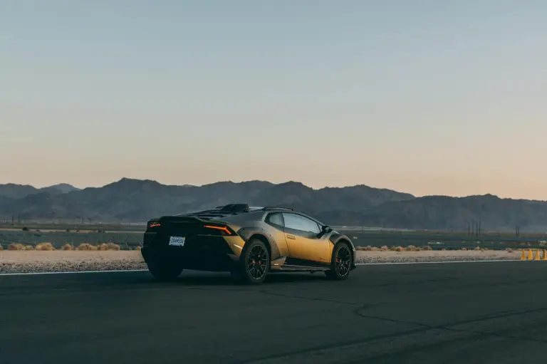 Lamborghini Huracan Sterrato California - 90