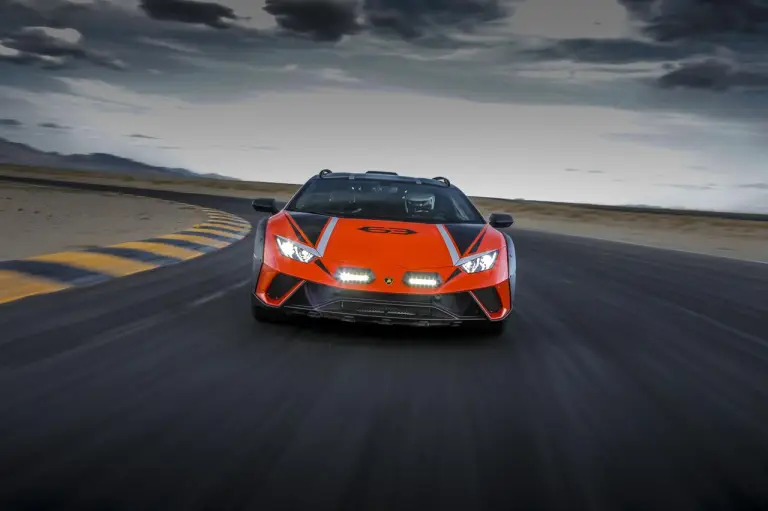 Lamborghini Huracan Sterrato California - 36