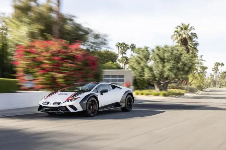 Lamborghini Huracan Sterrato California - 35