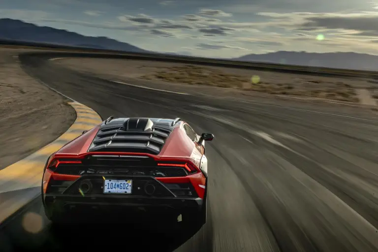Lamborghini Huracan Sterrato California - 30
