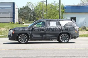 Lexus TX 2024 - Foto Spia 19-05-2023