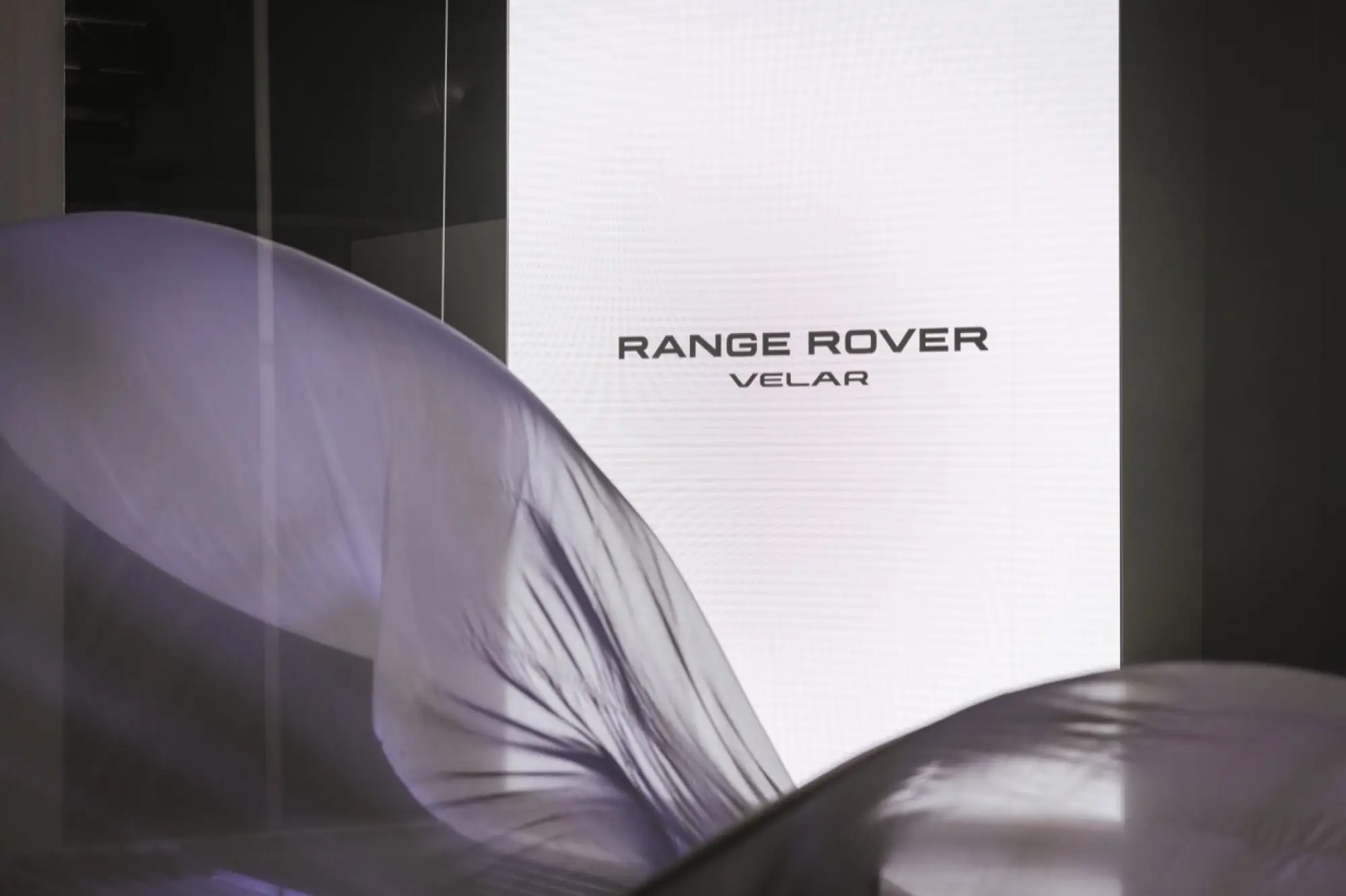 Range Rover Velar - Anteprima a Milano - 2