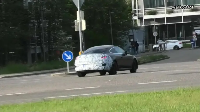 Mercedes CLE Coupe e Cabrio prototipi - 26