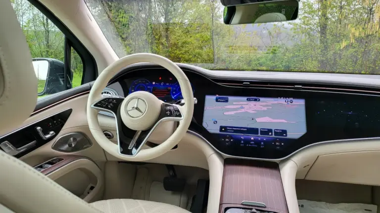 Mercedes AMG EQS 2023: come va - 17