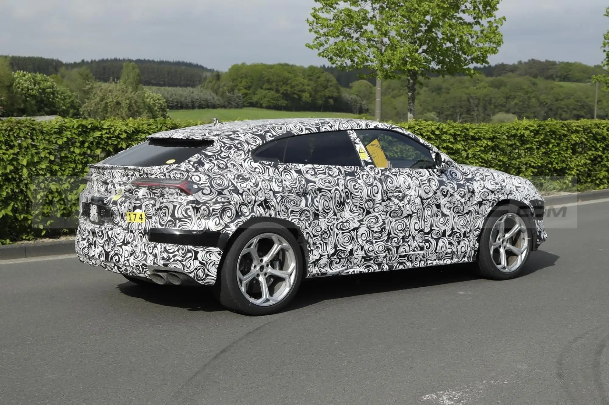 Lamborghini Urus PHEV - Foto Spia 24-05-2023 - 8