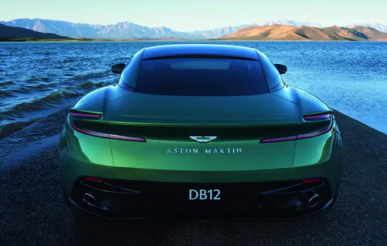 Aston Martin DB12 - 31