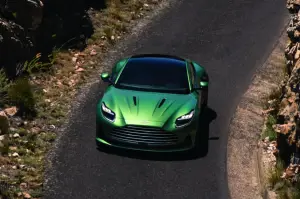 Aston Martin DB12 - 7