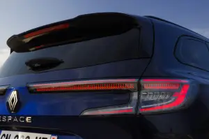 Renault Espace 2023 - Primo contatto