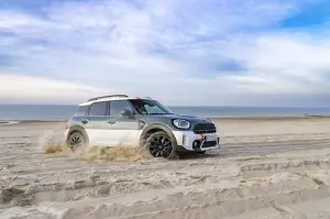 Mini Cooper S Countryman ALL4 Uncharted Edition