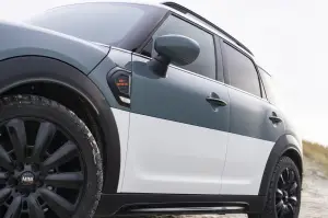 Mini Cooper S Countryman ALL4 Uncharted Edition