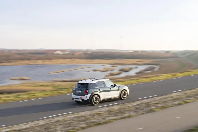 Mini Cooper S Countryman ALL4 Uncharted Edition - 26