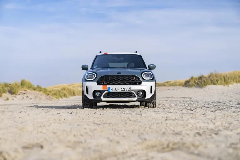 Mini Cooper S Countryman ALL4 Uncharted Edition - 35