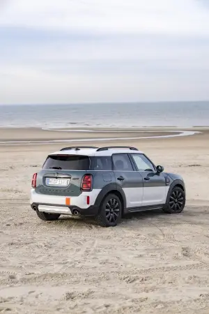 Mini Cooper S Countryman ALL4 Uncharted Edition