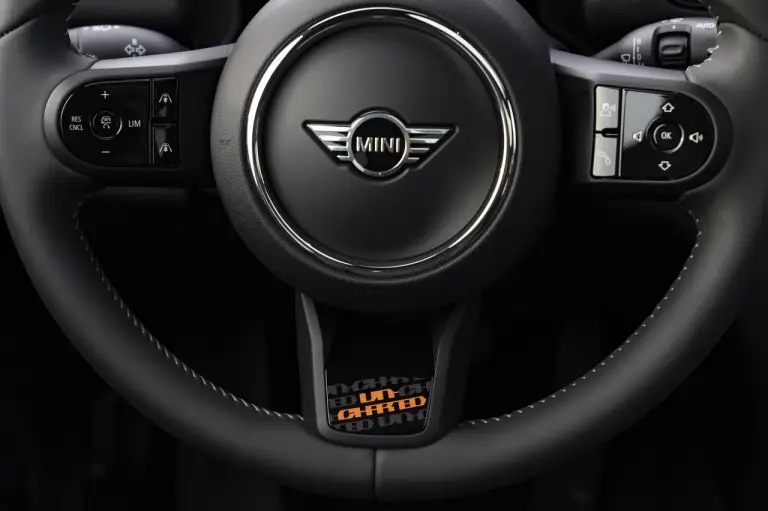 Mini Cooper S Countryman ALL4 Uncharted Edition - 92