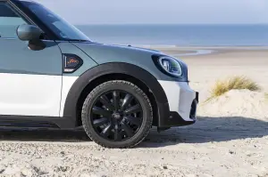 Mini Cooper S Countryman ALL4 Uncharted Edition