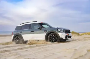 Mini Cooper S Countryman ALL4 Uncharted Edition - 4