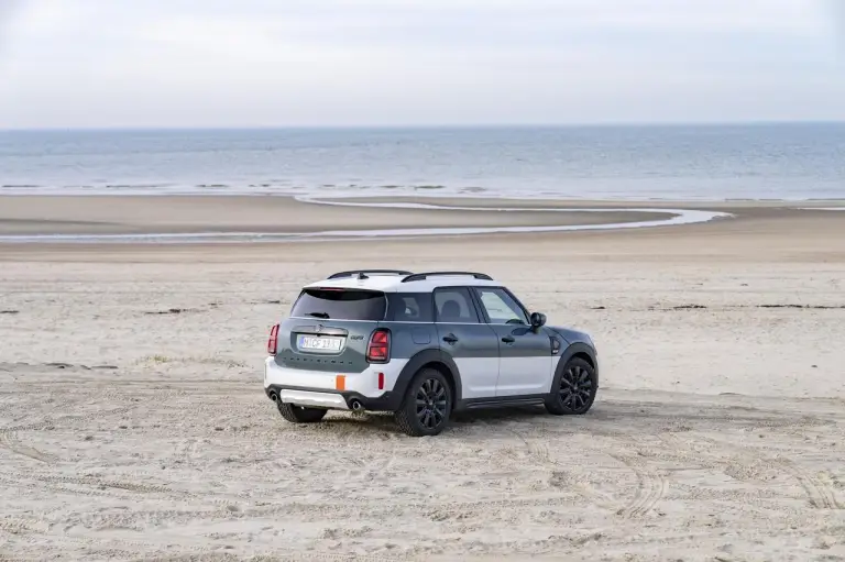 Mini Cooper S Countryman ALL4 Uncharted Edition - 43