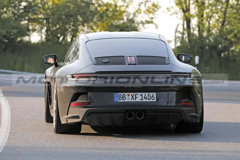 Porsche 911 ST 2024 - Foto Spia 31-05-52023 - 12