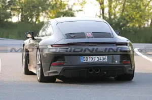 Porsche 911 ST 2024 - Foto Spia 31-05-52023 - 9