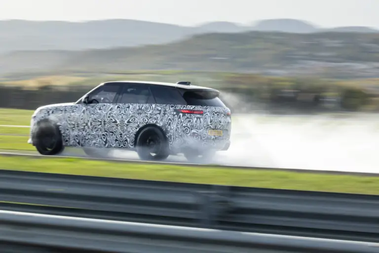 Range Rover Sport SV 2024 - 32