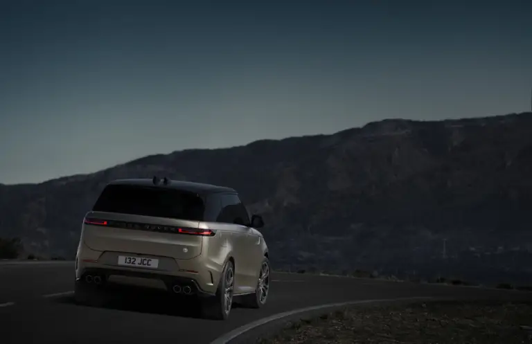 Range Rover Sport SV 2024 - 39