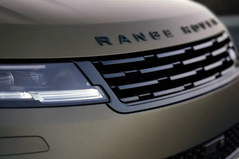 Range Rover Sport SV 2024 - 41