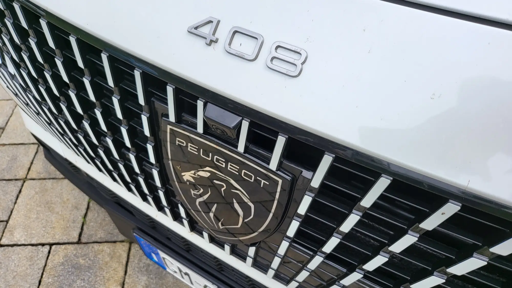 Peugeot 408 2023: come va - 4