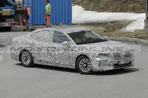 Skoda Superb 2024 - Foto Spia 01-06-2023