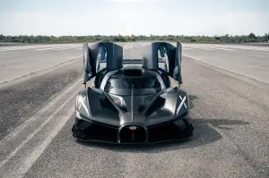 Bugatti Bolide test in pista