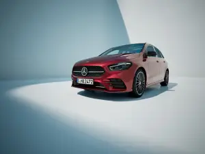 Mercedes Classe B 2023 - Foto e intervista