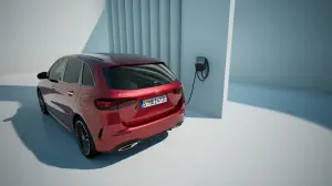 Mercedes Classe B 2023 - Foto e intervista