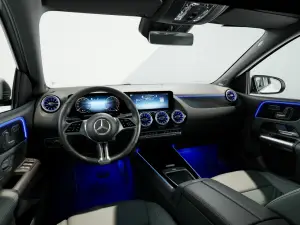 Mercedes Classe B 2023 - Foto e intervista