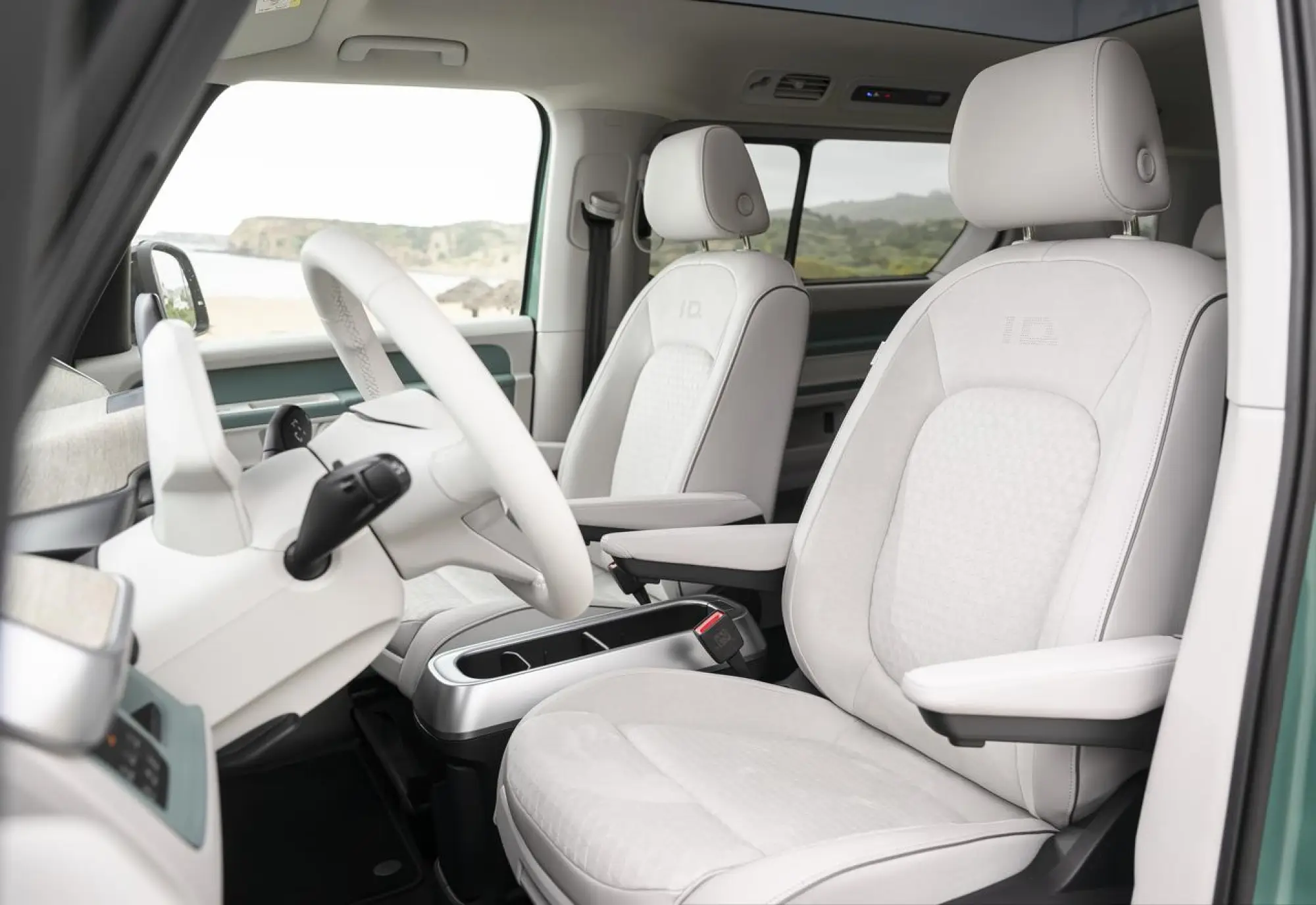 Volkswagen ID. Buzz a tre file - 3