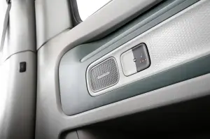 Volkswagen ID. Buzz a tre file - 11