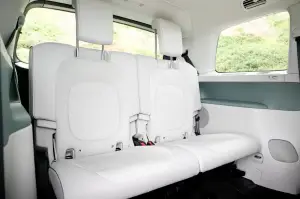 Volkswagen ID. Buzz a tre file - 5