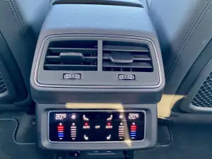 Audi SQ8 e-tron 2023 - Primo contatto - 13