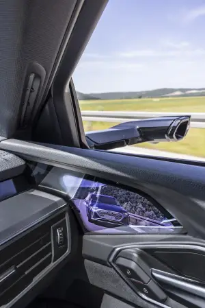 Audi SQ8 e-tron 2023 - Primo contatto - 19