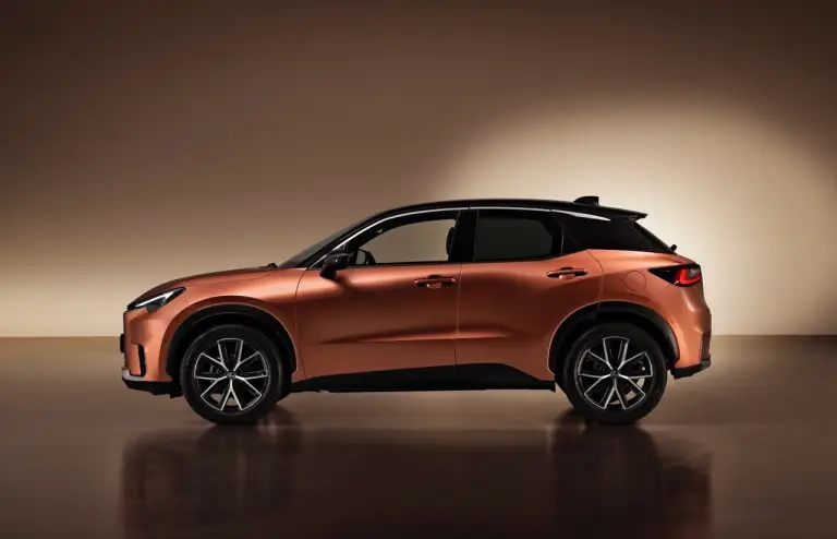 Lexus LBX - Foto ufficiali - 10