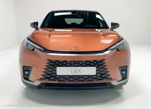 Lexus LBX 2023 - Foto dal vivo