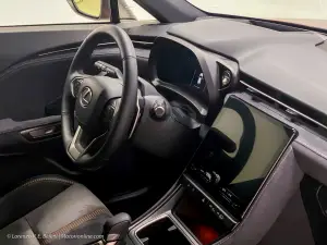 Lexus LBX 2023 - Foto dal vivo