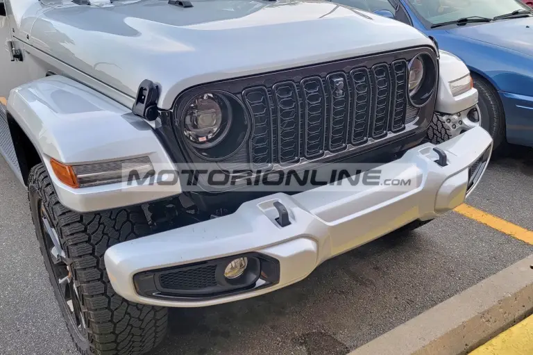 Jeep Gladiator - Foto spia 6-6-2023 - 7