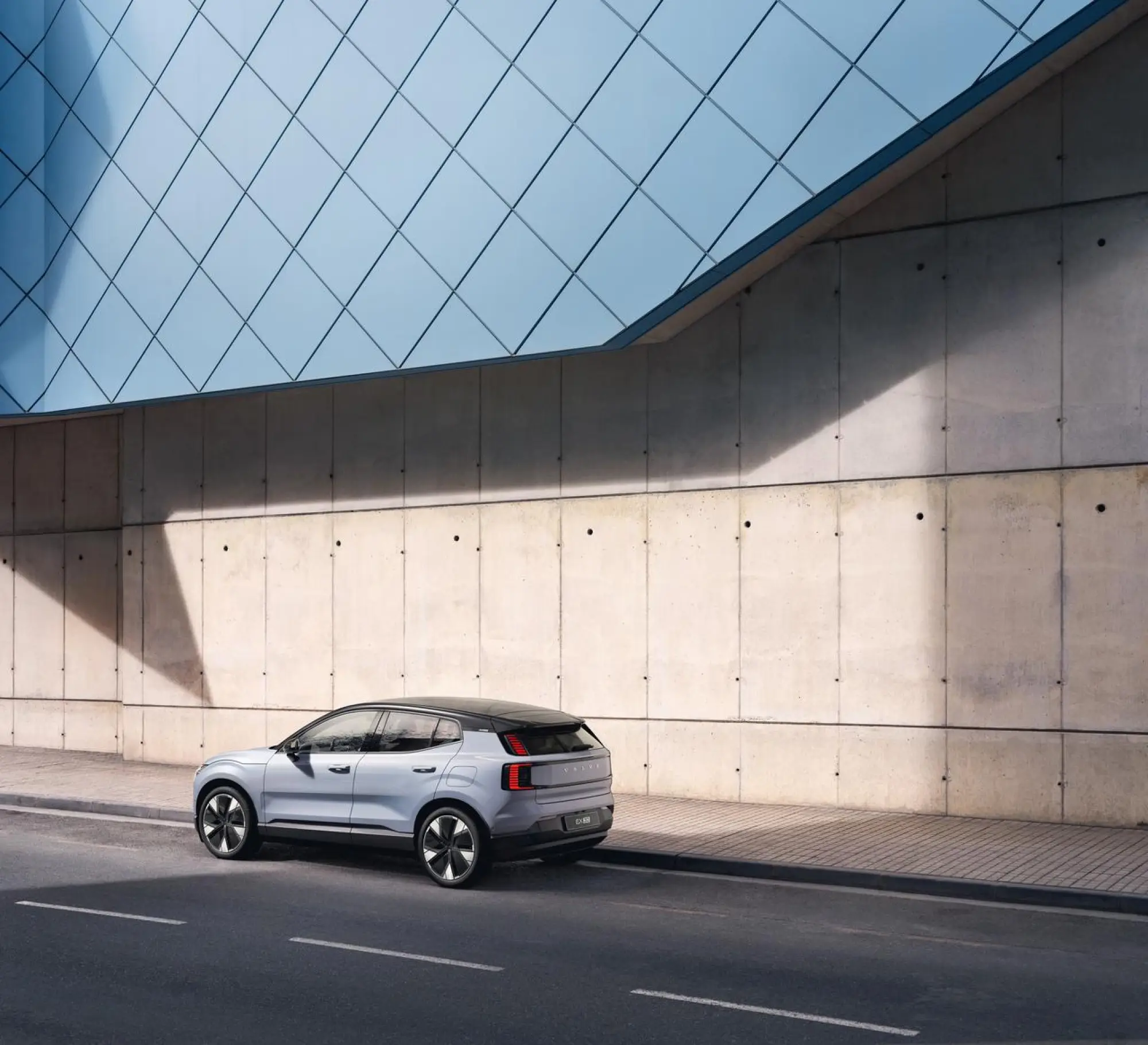 Volvo EX30 - 4