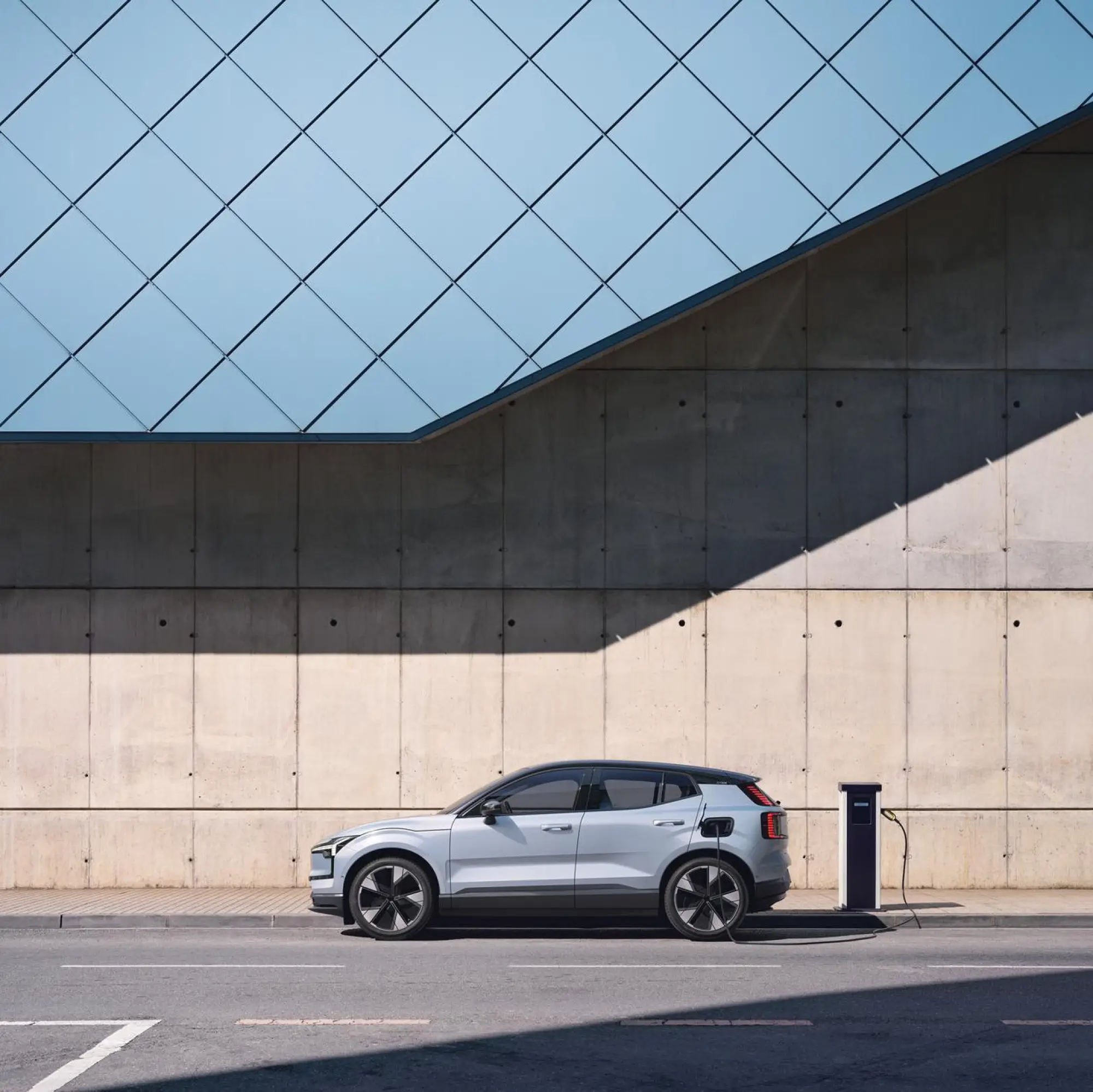 Volvo EX30 - 6
